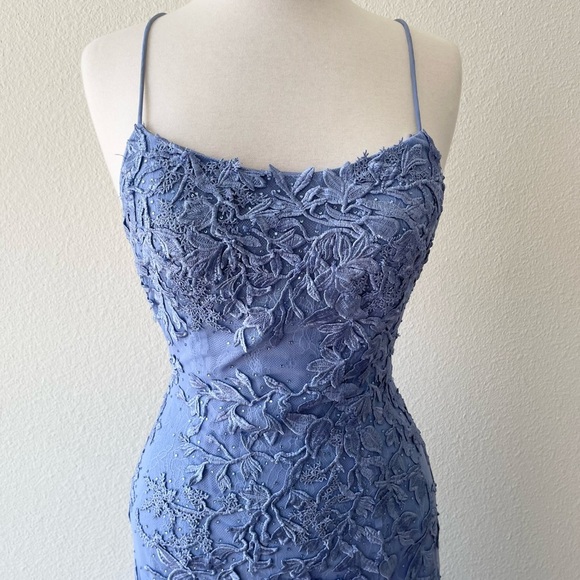 Sherri Hill Blue Lace Evening Gown Mermaid Medium Tail Prom Dress Party Size 6 - Picture 8 of 10